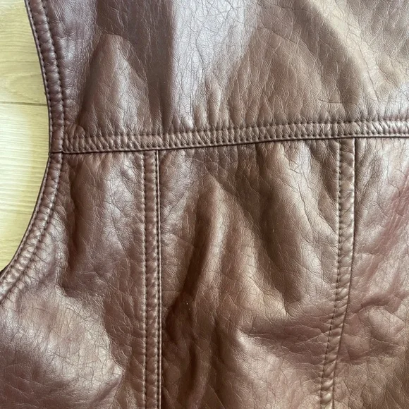 JouJou Burgundy Faux Leather Vest, Great Condition. Size XL - Picture 8 of 9